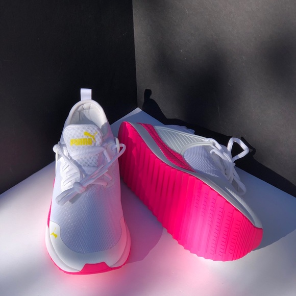 SALE💥💥💥PUMA Sneakers - Picture 2 of 10